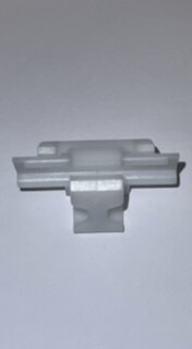 93180 Крепление порога Mercedes w205